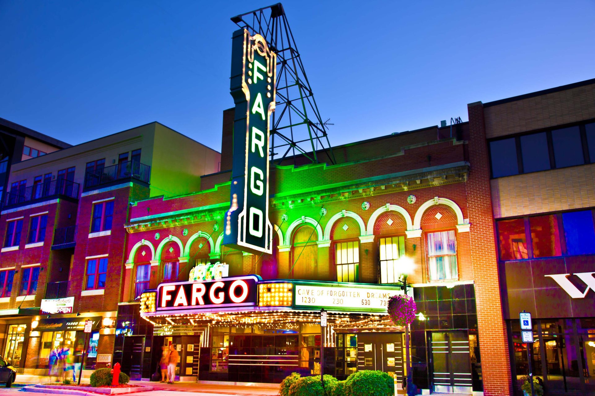 2010 Oscars Challenge: The Challenge Begins