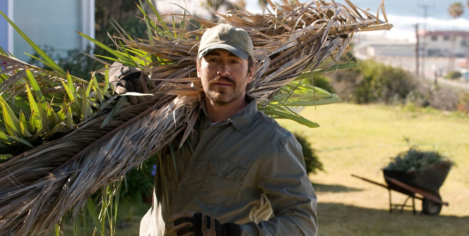 2012 Oscars Challenge: [5] A Better Life & Demián Bichir